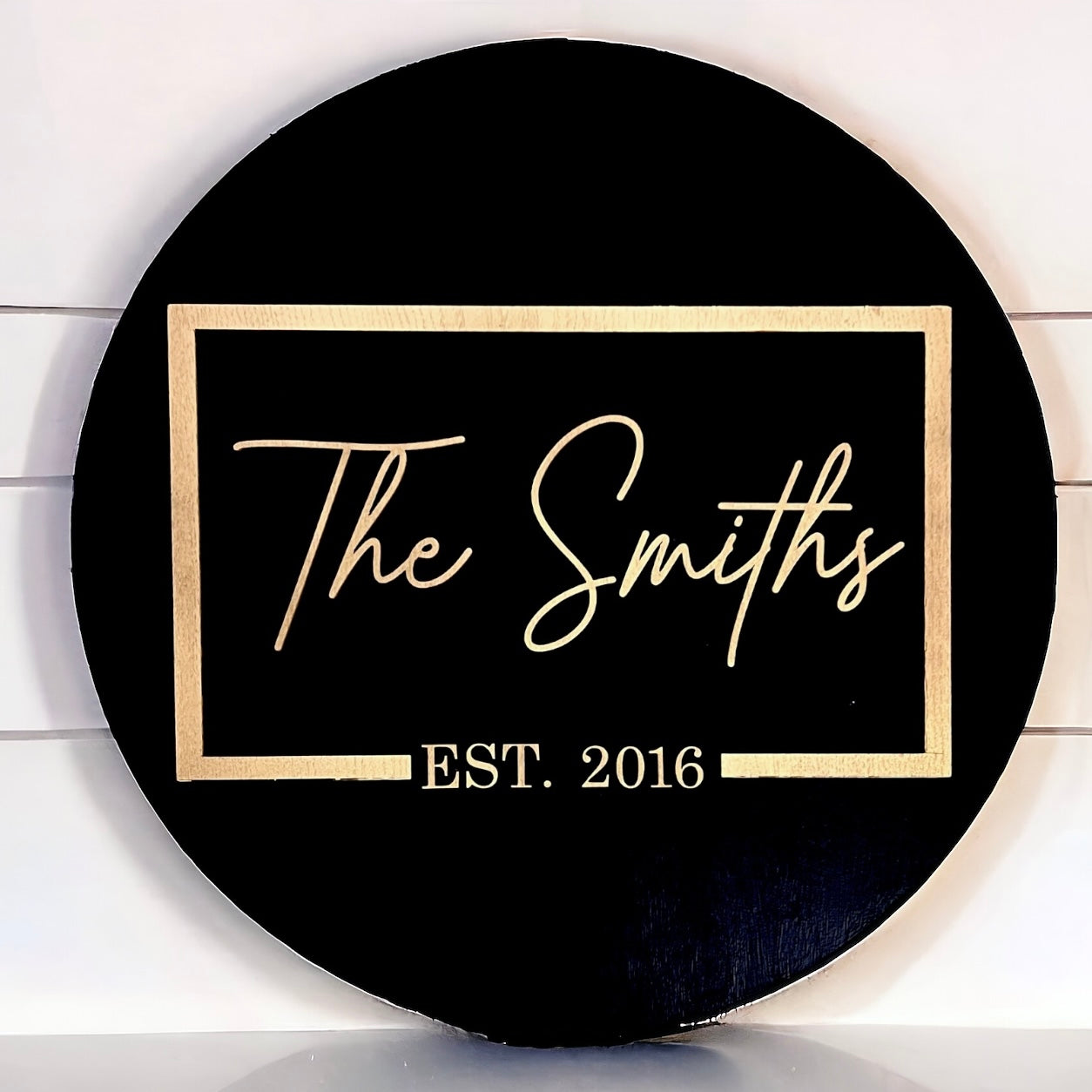 Round Modern Family Name Sign DIGITAL FILE SVG