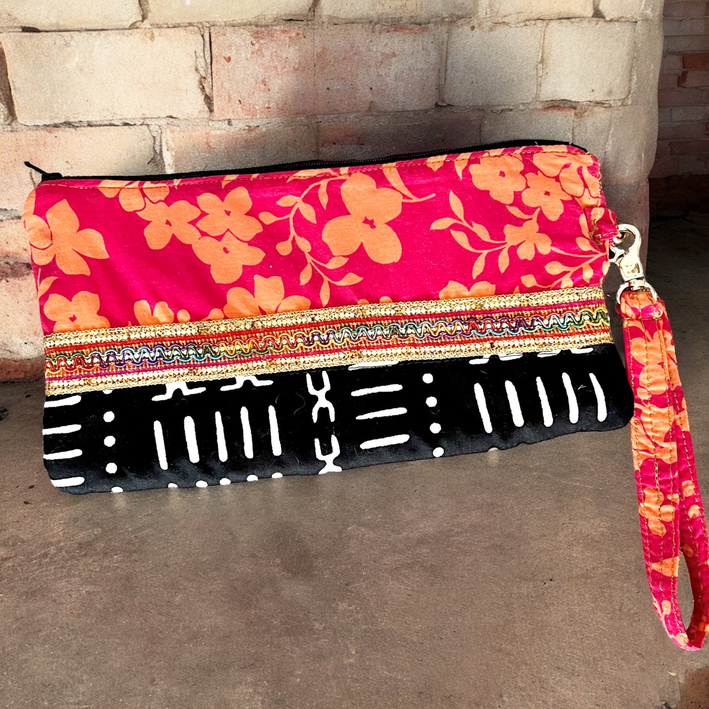 Mixed Print Cloth Wristlet Clutch