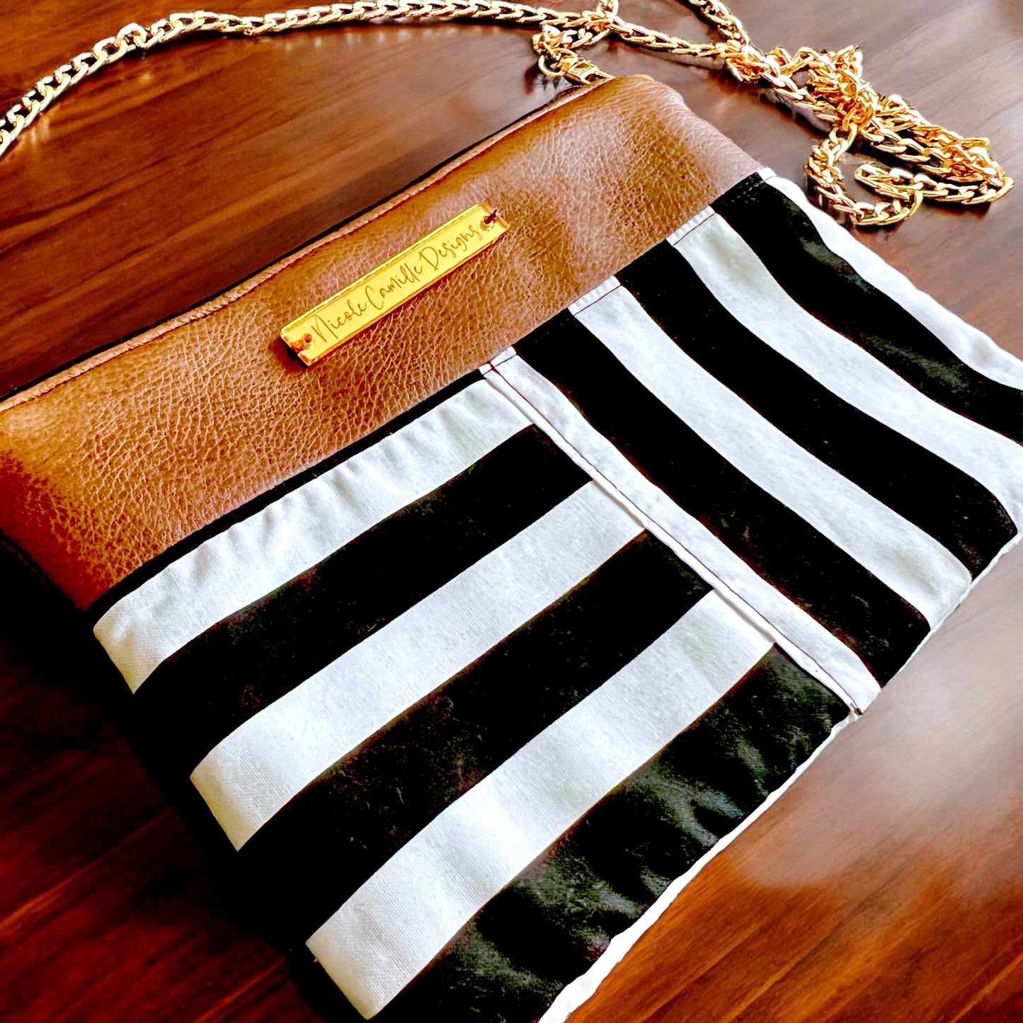 B/W Stripes Print “Karsyn” Crossbody Purse