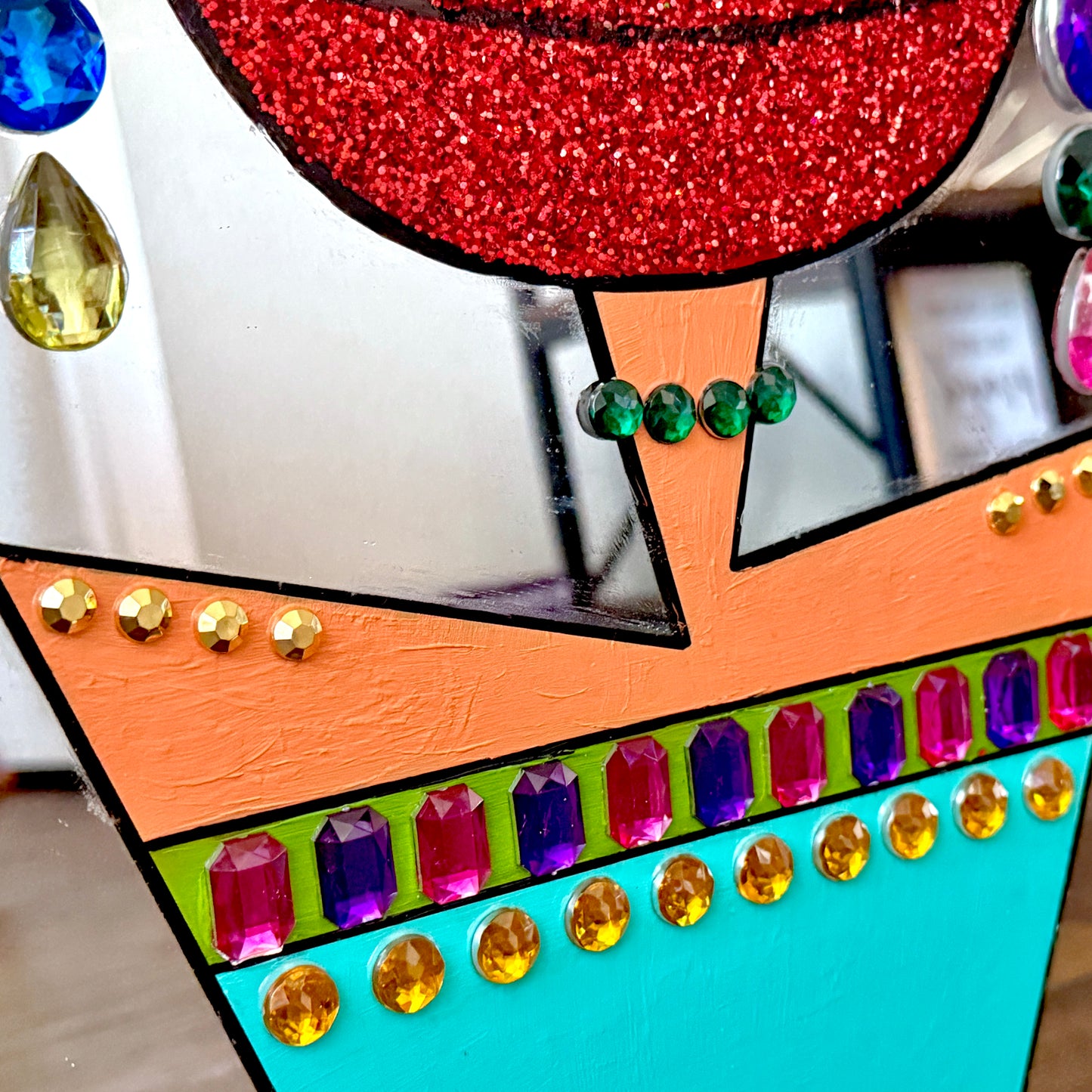 Funky Vivian (Mirror)